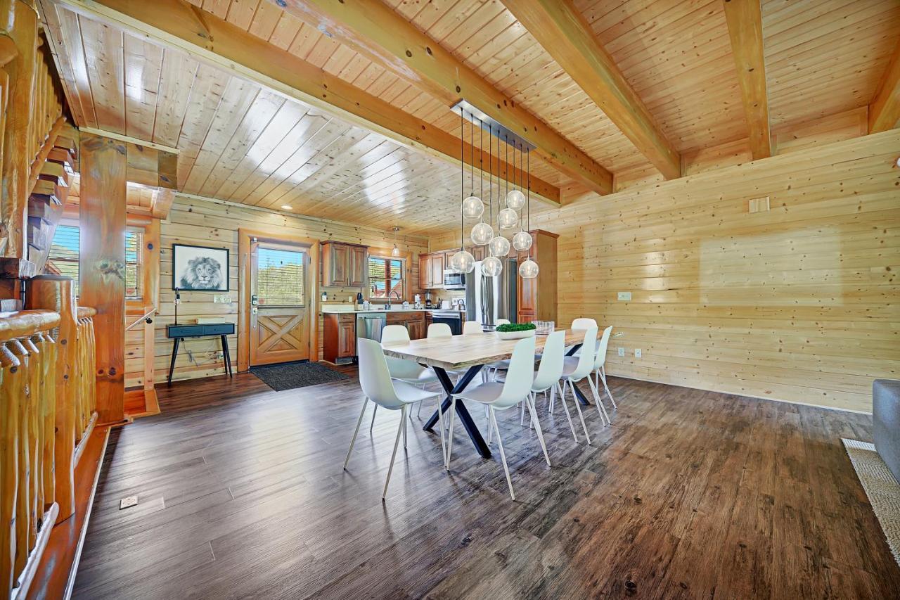 Вилла Gorgeous Large Mountain View Cabin W Hot Tub, Free Wifi, Games Севьервилл Экстерьер фото