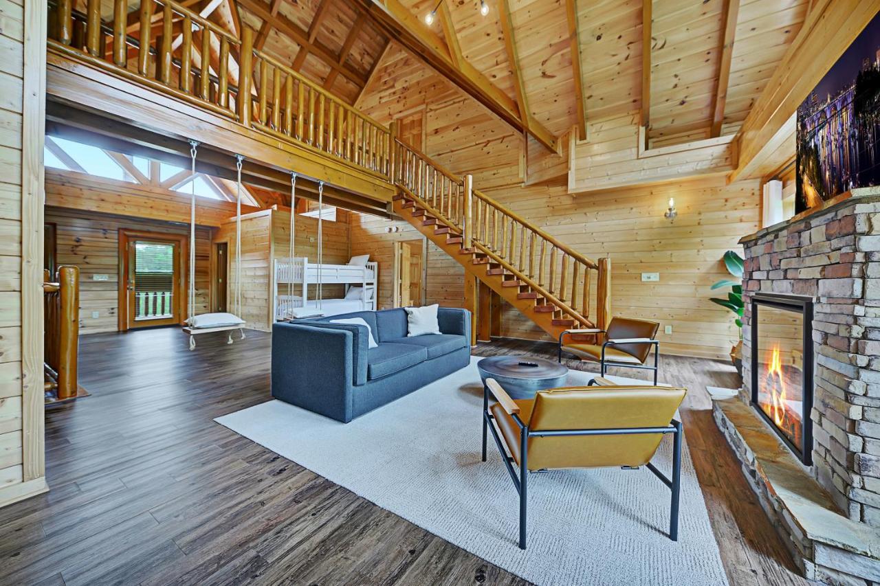 Вилла Gorgeous Large Mountain View Cabin W Hot Tub, Free Wifi, Games Севьервилл Экстерьер фото